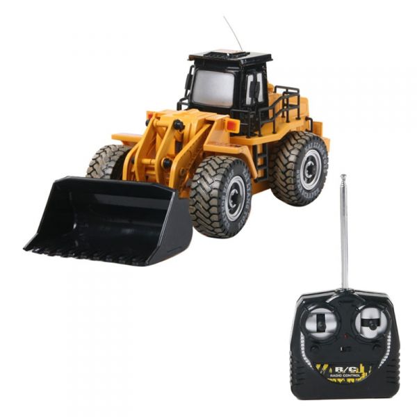 Trator de Controle Remoto